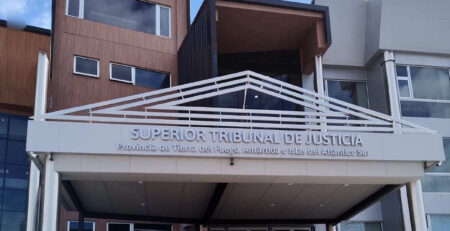 Edificio del Superior Tribunal de Justicia de Tierra del Fuego en Ushuaia
