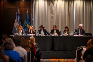 Autoridades judiciales durante la IV Mesa Federal de Juicio por Jurados en Puerto Madryn