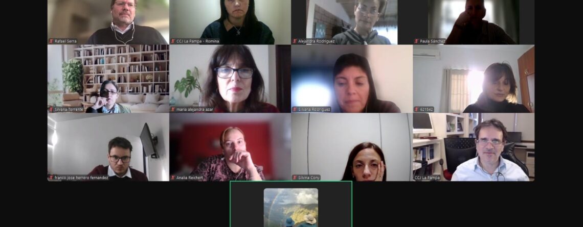 Participantes del CEFUJ 2026 del Poder Judicial de La Pampa durante una capacitación virtual
