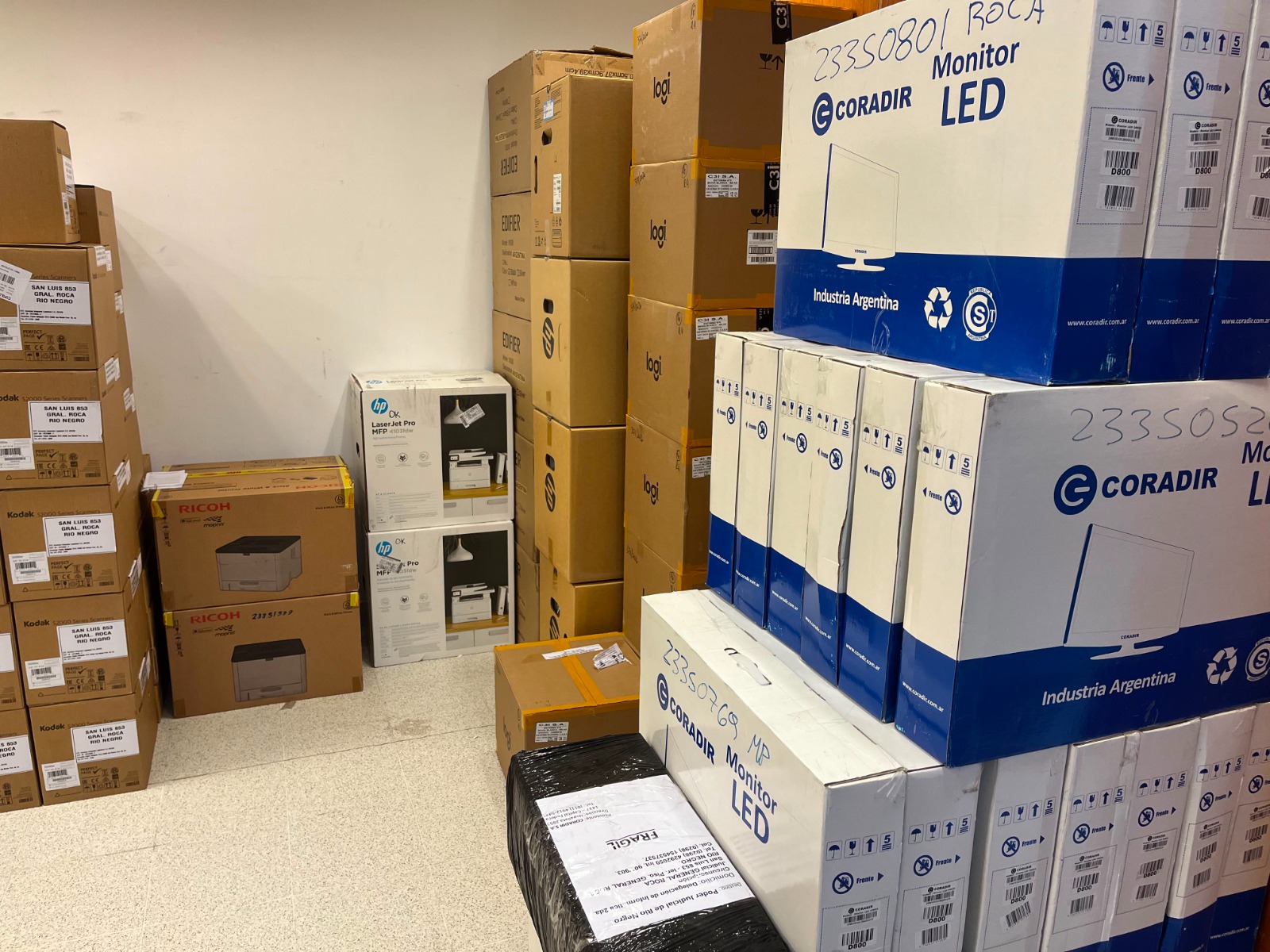 Equipamiento informático adquirido por el Poder Judicial de Río Negro para fortalecer su infraestructura tecnológica