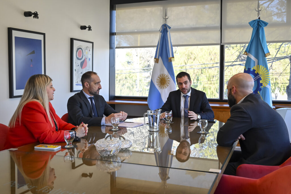 Justicia Restaurativa: el STJ y la Defensa Pública acuerdan capacitación respecto del Régimen Penal Juvenil