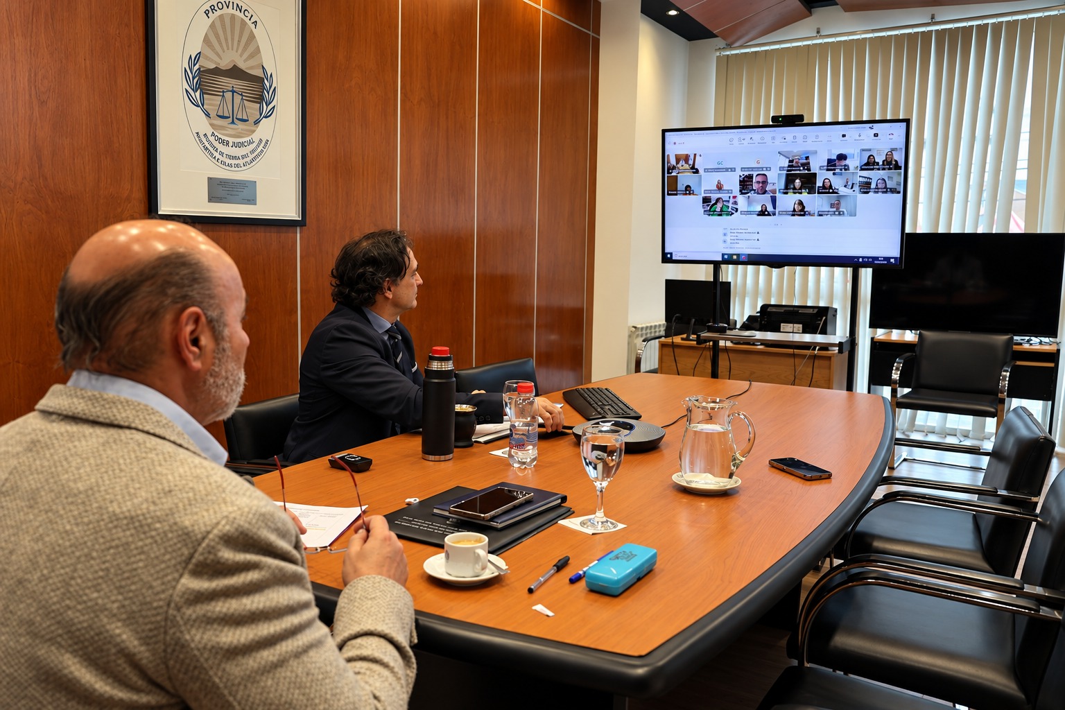 Autoridades del Foro Patagónico durante una reunión de trabajo en Ushuaia