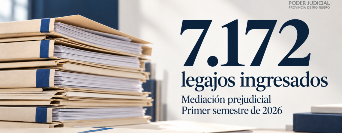 Legajos junto a la cifra de 7.172 ingresos de mediación prejudicial y el logo del Poder Judicial de Río Negro.
